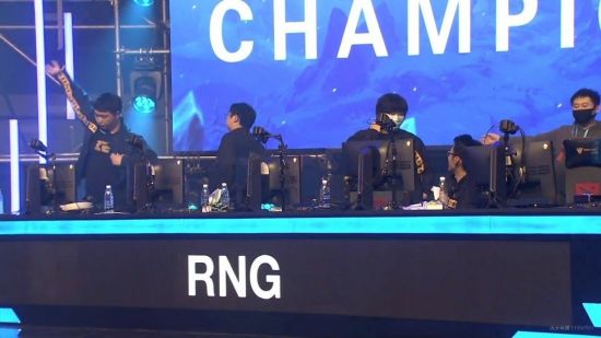 洛杉矶冲突升级 美国海军陆战队出动应对